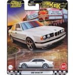 MarkEntegra Hot Wheels Boulevard Premium Araç Seti, 91 Bmw M5 Modeli