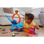 MarkEntegra Hot Wheels Dinozor ile Mücadele™ Oyun Seti 1 Adet Oyuncak Araba Içeren Hot Wheels™ Şehri Pist Seti, T-Rex Akrobasi ve Yarış Çemberli Oyun Seti HKX42