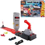 MarkEntegra Hot Wheels Formula 1 Hızlı Başlangıç Oyuncak Araba ve Pist Seti, 1:64 Ölçekli ve Resmi Lisanslı 2 F1 Aracı Pistte Yan Yana Yarıştırma, JKM88