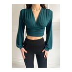 Markleydi ZÜMRÜT YEŞİLİ V Yaka Crop Bluz