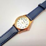 Marlas Vintage Kadın Kol Saati, Retro Tasarım, Yuvarlak, Rose Gold Kasa, Mavi Deri Kordon, Kolay Kullanım
