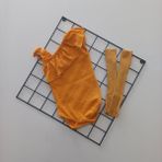 Mars Baby Kız Bebek Hardal Ribana Fırfırlı Tek Kol Askılı Badi Çorap Set