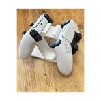 MarselDizayn Gamepad - Oyun Kolu Standı | PS5 PS4 Xbox PC Uyumlu | Üstten Arttırılabilir | Mermer Beyazı