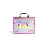 Martinelia LED-Supergirl aynalı kozmetik çantası. 25 x 19 x 9 cm. Göz farı, oje, dudak parlatıcısı ve ayak parmağı açıcı içerir