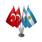 Masa Üstü Arjantin Bayrağı Türk Bayrağı Dörtlü Krom Direk Masa Bayrak Seti