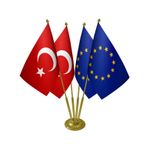 Masa Üstü Avrupa Birliği Bayrağı Türk Bayrağı Dörtlü Pirinç Direk Masa Bayrak Seti