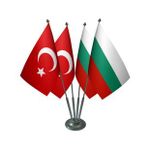 Masa Üstü Bulgaristan Bayrağı Türk Bayrağı Dörtlü Krom Direk Masa Bayrak Seti