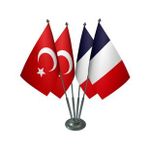 Masa Üstü Fransa Bayrağı Türk Bayrağı Dörtlü Krom Direk Masa Bayrak Seti