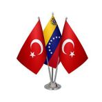Masa Üstü Venezuella Bayrağı Türk Bayrağı Üçlü Krom Direk Masa Bayrak Seti