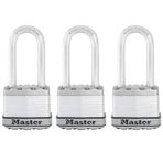 Master Lock Asma Kilit, Anahtarlı, Lamine Çelik, Dış Mekan, M1EURTRILH, Kulübeler, Garajlar, Çitler ve Kapılar için Uygundur
