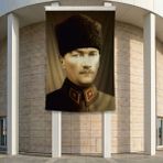 Mavi Gözlü Atatürk Portresi Poster Bayrak Premium Raşel Kumaş ATA11 2X3M