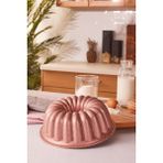 Mediterian 24 cm Pembe Döküm Kek Kalıbı, Şık ve Dayanıklı Tasarım