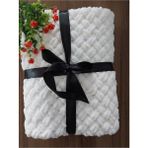 Mediterian Yumuşak ve şık peluş battaniye, 90x90 cm, polyester, beyaz, bebekler için ideal - --