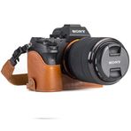 Megagear MG1125 Açık Kahverengi Sony Alpha A7S Iı, A7R Iı, A7 Iı Fotoğraf Makinesi Çantası