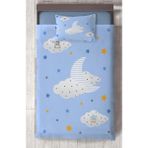 Mekta Home Bebek ve Çocuk Odası Bulut Üzerinde Uyuyan Kuzu Desenli Yatak Örtüsü - Renkli - 140 x 220 cm