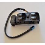 Mercedes C Serisi W203 Dörtlü Cam Düğmesi 2038210679