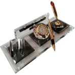 Mert Kristal Masa İsimliği M513GLD