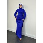 MERVEN AKYÜZ Orlenda Drape Detay Balık Saten Abiye Saks Mavisi