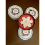 Merz Design Decor Hediyelik Teneke Kutuda %100 Doğal Vegan Soya Wax Kar Tanesi Mum - Beyaz