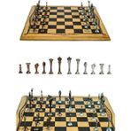 Metalicraft MC46 Büyük Boy Metal Satranç Takımı 37x37cm Doğal Ahşap Kayın Tahta – El Yapımı Antik Metal Taşlar