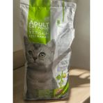 METPA Pazarlama GOLDİ TAVUK ETLİ YETİŞKİN KEDİ MAMASI 15 KG