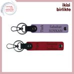 MiaWiki Türk Yazılı Kişiye Özel Deri Anahtarlık Seti, 11.5 cm x 2.3 cm, MH-KAN-34436x2, mor menekşe-kırmızı, üniseks-yetişkin
