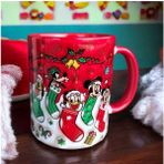 Mickey Mouse-Goffy-Donald Duck Tasarım Yılbaşı Çoraplı Kupa-Hediyelik Kupa Bardak - Kırmızı - 330 ml
