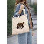 Middles & Niddles Collection Kaykay Süren Kaplumbağa Baskılı Bez Heybe Çanta 36×30 cm – Unisex Teenage Günlük Omuz Çantası - Kahverengi