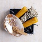 miebox make it easier Enerji ve Arınma Seti (İncili Sedef Deniz KabuğuTütsülük + Palo Santo Tütsü +2 Balmumu Mum + Adaçayı Tütsü)