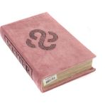 Mikasa Moor Pembe Kadife 26x17x5 cm Kitap Kutu