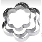 Mikasso 3'lü Metal Çiçek Şekilli Kurabiye Kesici Seti, Pratik ve Şık Mutfak Aracı Belirtilmemiş