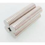 Mıknatıs Market 100 Adet 8 x 1,5 mm Yuvarlak Güçlü Neodyum Mıknatıs Çap 8 mm Kalınlık 1,5 mm - Gümüş