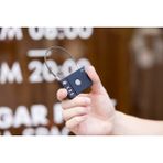 Mili Tag Valiz Takip Cihazlı GPS Apple Find My Çocuk Valiz Akıllı Konum Takip Cihazı (Apple Uyumlu) - Açık Beyaz