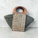 Mimoza Accessories Leopar Desenli Ahşap Saplı Hasır Kadın El Çantası – Şık Günlük Omuz & El Çantası - --Siyah
