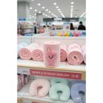 Miniso BT21 Lisanlı Bebek Koleksiyonu 3D Battaniye (Cooky) - Renkli - 1,5 × 1,2 cm