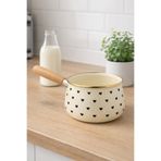 Mis Kitchen Siyah Kalpli Emaye Sütlük Ahşap Saplı Sos Tenceresi Krem Emaye Süt Isıtma Cezvesi 15 cm