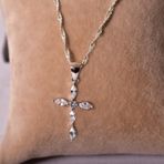 Mistik Silver Taşlı Haç Gümüş Kolye