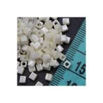 Miyuki Boncuk Kare 3 mm No: 23