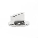MNS Magneteksan Neodyum Mıknatıs - 8 Adet Set - Süper Güçlü Neodymium Magnet - 20x10x5 mm