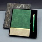 Mobgift Altın Şeritli Tarihsiz Soft Deri Defter ve Roller Kalem Seti - Yeşil