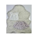 Moda Lina Baby Kız Bebek 2'li Takım Madonna Yaka Beyaz Bluz & Mor Çiçek Desenli Beyaz Etek Set