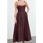 Moda Stil Fitted Kalp Yaka Midi Boy A-Kesim Poplin Dokuma Elbise
