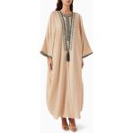 Modern Kadınlar Için Şık Işlemeli Abaya ve Elbise Takımı ile Rahat ve Pratik Şıklık - Bej