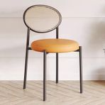 Modern Rattan Yemek Sandalyesi, PU Deri Koltuk Minderi, Kolsuz Tasarım Sırtlık ve Metal Çerçeve, Mutfak ve Boş Zaman için İskandinav Vintage Vurgu Sandalyesi (Turuncu)