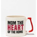 Mom The Heart Of The Home Anneler Günü Doğum Günü Hediye Baskılı Kırmızı Kulplu Modern Seramik Kupa