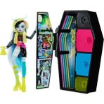 Monster High Gizemli Arkadaşlar 3.seri Frankie Stein HNF79