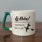 Mor Mürekkep Ey Kadın! Baskılı Kadınlar Günü Yeşil Kulplu D Kupa - Açık Gri - Beyaz - 200 ml