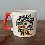 Mor Mürekkep G*tlere Katlanmak Sandalyelerin Işidir Turuncu Kulplu Prime Mizahi Hediyesi Bardak Kupa Fincan Mug - 1 Adet - 200 ml