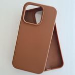 More Gsm iPhone 15 Pro ile Uyumlu Lansman içi Kadife Soft Esnek Yapıya Sahip Darbeye Dayanıklı Sıvı Silikon Kılıf (Kahverengi)