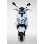 Motolüx Nirvana Pro 50CC Motosiklet Beyaz Renkli Modern Tasarım ve Güçlü Performans